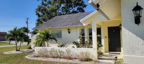102 7th Ave, Cape Coral, FL 33909-2530