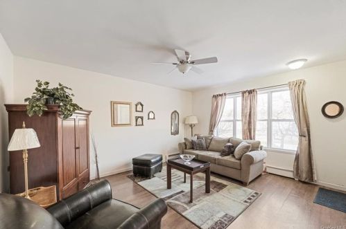 131 Watkins Ave, Middletown NY  10940-4530 exterior