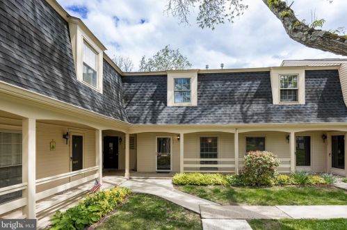 172 Albemarle Dr, Blue Bell, PA 19422-1129