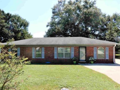7105 Ben Sasser Dr, Pensacola, FL 32526-3103