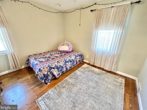 39 3rd St, Florence NJ  08518-2001 exterior