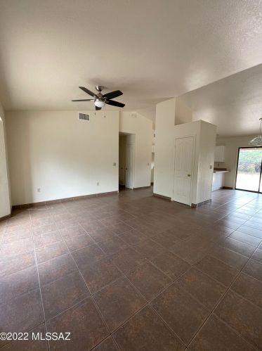 1427 Calle Morelia, Nogales, AZ 85648-2600