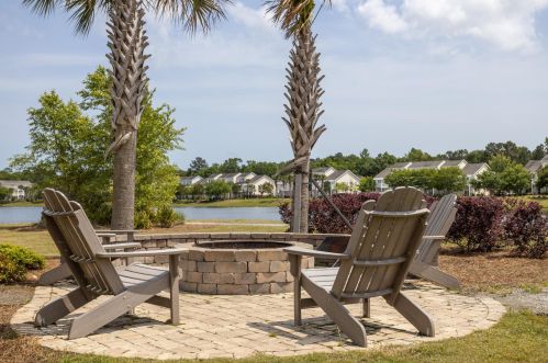 1654 Sparkleberry Ln, Johns Island SC  29455-3814 exterior