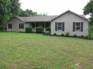 316 Garrett Ln, Benton, KY 42025-7207