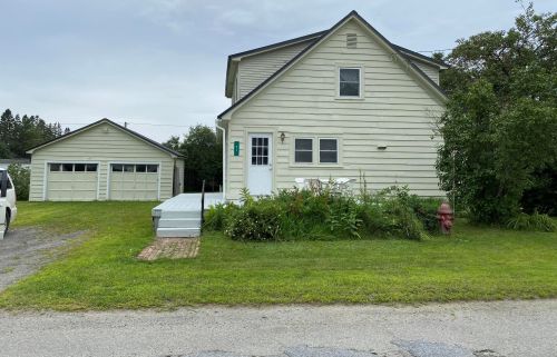 21 Edwards St, Columbia, NH 03576-3116