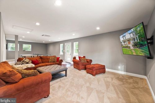 10719 Kettle Run Rd, Nokesville VA  20181-1715 exterior