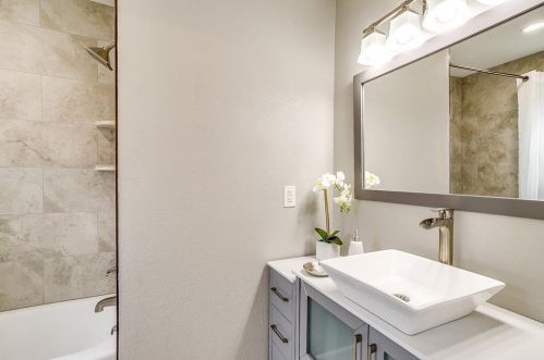 4205 Westmont Ct, Fort Worth TX  76109-5035 exterior