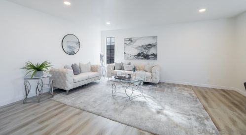 3775 Carnegie Dr, Oceanside CA  92056-6321 exterior