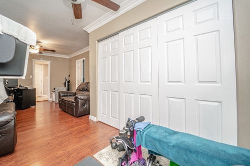 6442 Raymond Ave, Long Beach CA  90804-4632 exterior