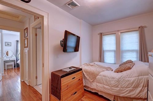 44 Newton Ter, Waterbury CT  06708-1919 exterior