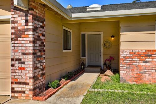 7431 Garden Gate Dr, Citrus Heights, CA 95621-1907