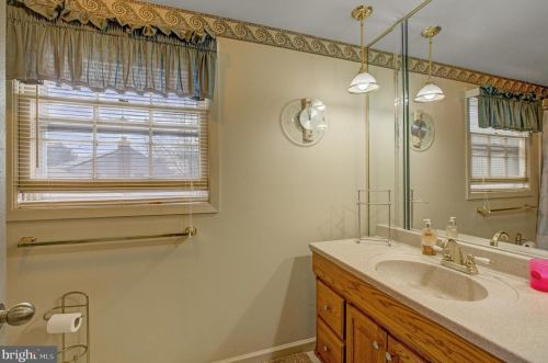 21 Tiffany Ln, Willingboro NJ  08046-3856 exterior