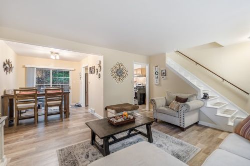 955 Hazel Ave, Ambridge PA  15003-1720 exterior