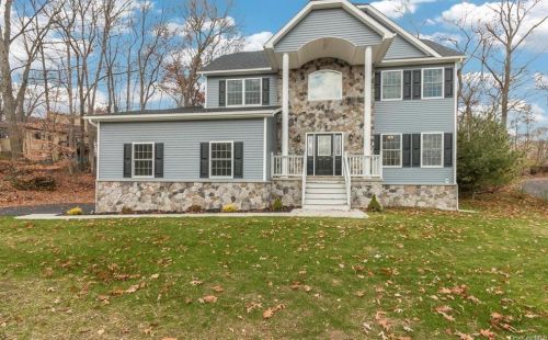 169 Glenwood Rd, Pine Island, NY 10969-1608