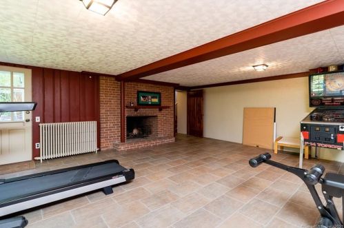 57 Moseley Ter, Glastonbury CT  06033-3713 exterior