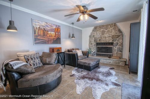 31 Brunswick Dr, Wall Township NJ 07731-1722 exterior