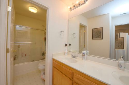 437 Creekside Dr, Grayson CA  95363-8834 exterior