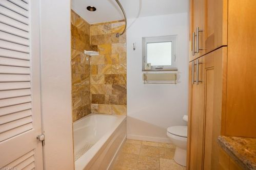 1371 Tahiti Dr, Sanibel FL  33957-2613 exterior