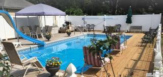 283 Randall Ave, Freeport, NY 11520-2645