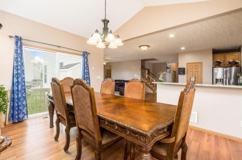 376 Enos Loomis St, Pataskala OH  43062-8160 exterior