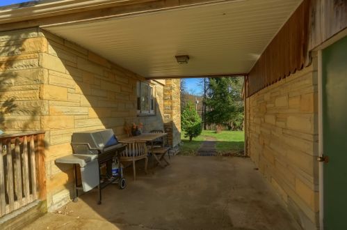 3851 Saxonburg Blvd, Cheswick, PA 15024-2237