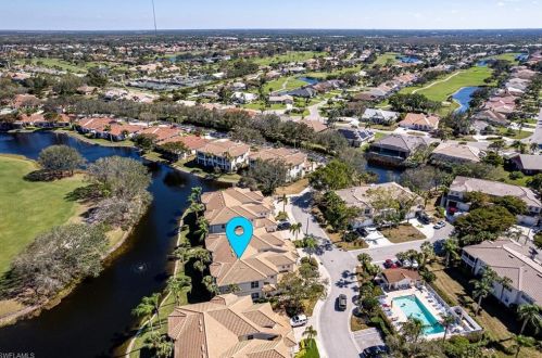 9081 Las Maderas Dr, Bonita Springs, FL 34135-2821