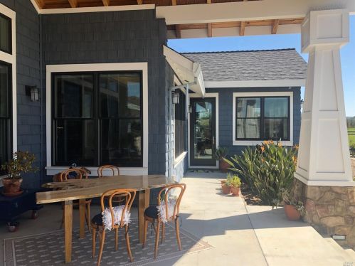 1838 Alan Dr, Penngrove CA  94951-9735 exterior