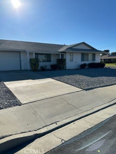 26925 Pinehurst Rd, Menifee, CA 92586-3115