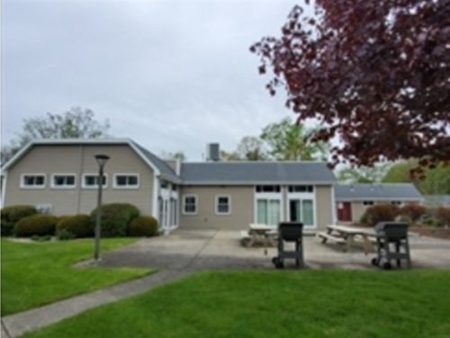 88 Nassau Dr, Springfield MA  01129-1411 exterior