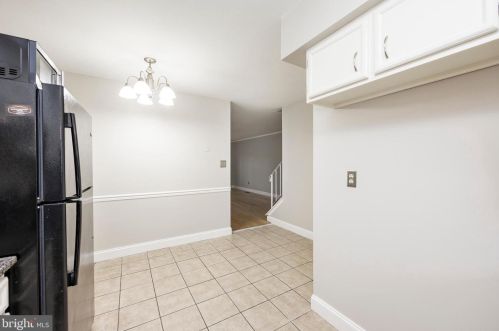 328 Carlyn Ct, Downingtown PA  19335-4207 exterior