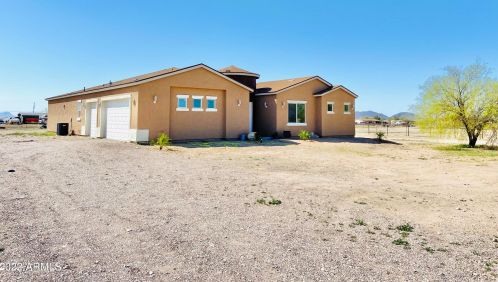 36843 Indian School Rd, Tonopah, AZ 85354-8085