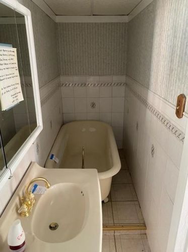 712 Gaskill Ave, Jeannette PA  15644-3302 exterior