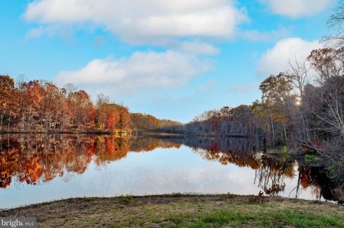 12900 Verrey Ct, Spotsylvania VA  22551-8009 exterior