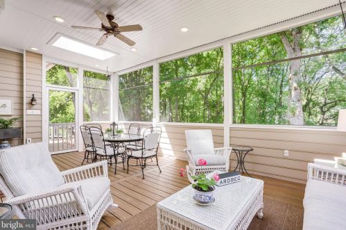 11406 Wild Bramble Way, Herndon VA  20194-1001 exterior