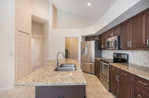1714 Polo Club Dr, Tarpon Springs, FL 34689-8013