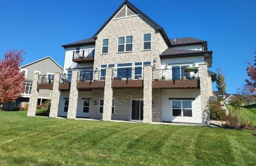14437 71st Pl, Kenosha, WI 53142-8809