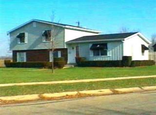 621 Shaftsbury Rd, Troy, OH 45373-1447