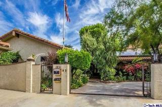 1831 Sherer Ln, Glendale, CA 91208-2713