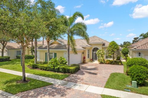 8361 Tobago Ln, West Palm Beach, FL 33414-7434