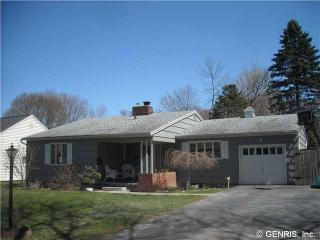 180 Coniston Dr, Rochester, NY 14610-2118