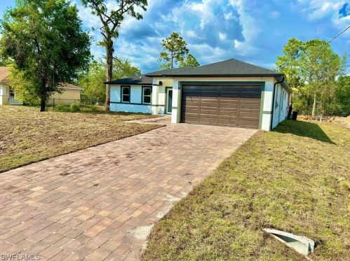 1061 Anderson St, Lehigh Acres, FL 33974-5575