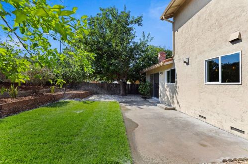 1238 Steven Dr, West Pittsburg CA  94565-6415 exterior