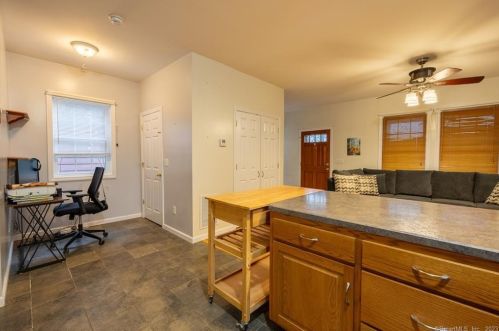 6 Mount Pleasant St, Derby CT  06418-2043 exterior