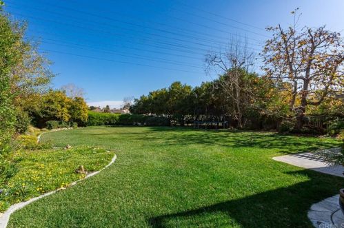 4297 Calle Isabelino, San Diego CA 92130-2656 exterior