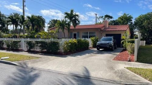 300 Macy St, West Palm Beach, FL 33405-4421