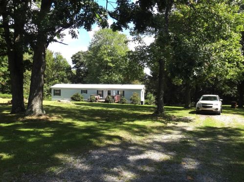 266 Harshaville Rd, Clinton, PA 15026-1418
