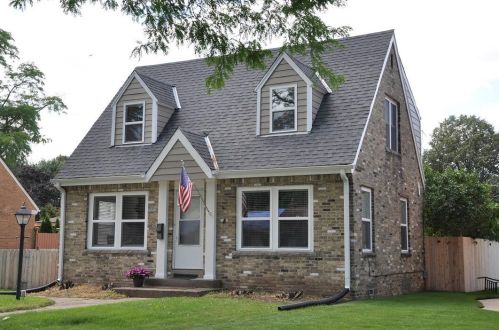 2053 105th St, Milwaukee WI  53227-1209 exterior