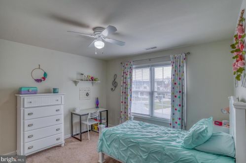 245 Stone Ridge Dr, Dover DE  19901-8205 exterior