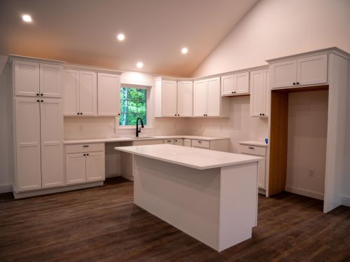 969 Grandview Rd, Albany NH  03818-7125 exterior