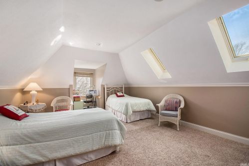 1540 Lake George Dr, Mishawaka IN  46545-4065 exterior